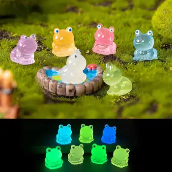 10buc Rășină Mini Broasca Desktop Decorare Stralucitoare În Întuneric Broaște Mici Figurine Miniaturale de Gradina Zână Ambarcațiuni de Culoare Aleatorii