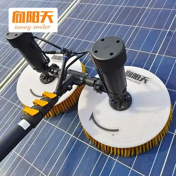 De vânzare la cald masina de curat pentru Sistem Fotovoltaic Robot pentru Curățarea Panoului Solar cu cap dublu perie de curatare Motor fără Perii
